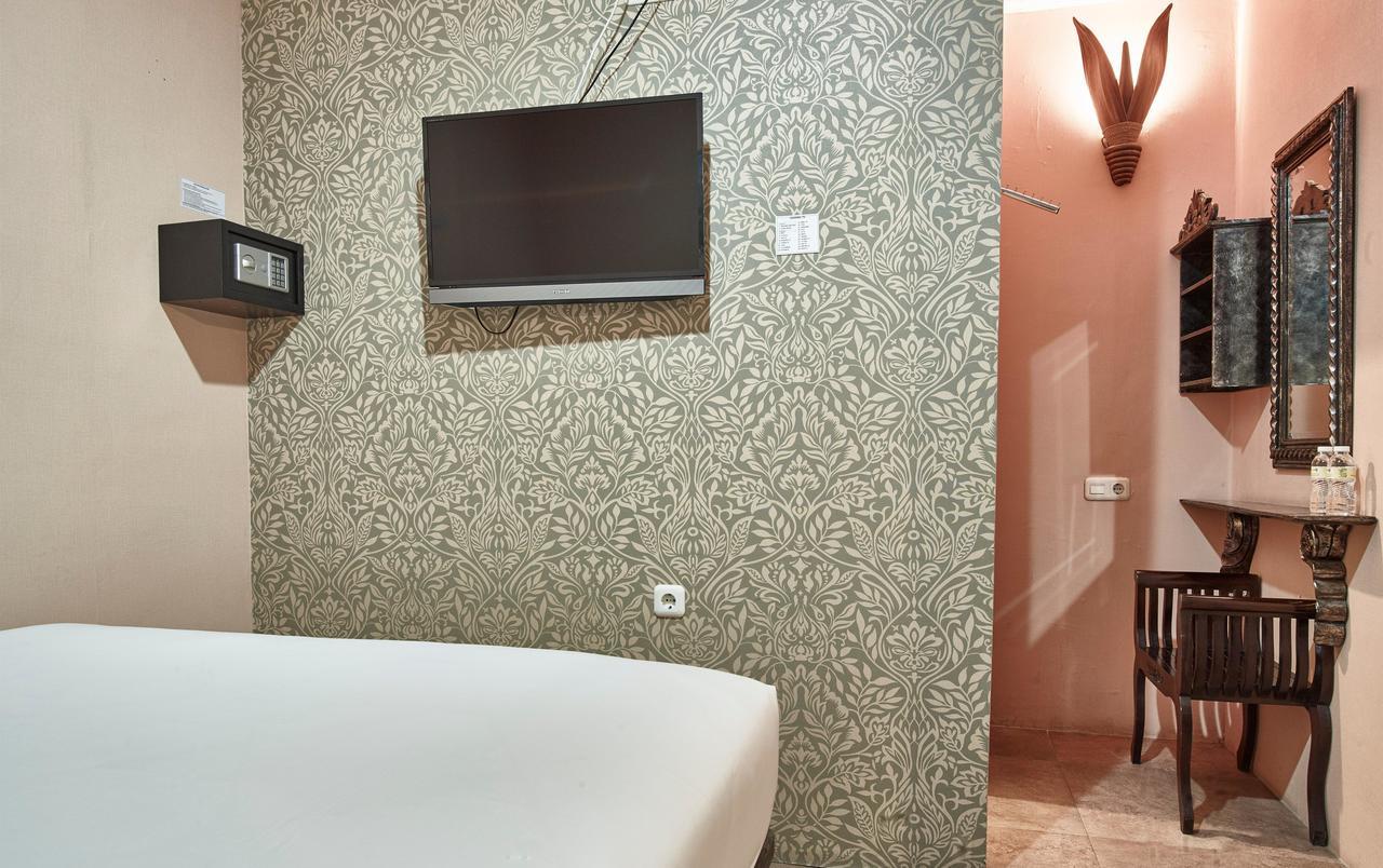 Twins Hotel Jakarta Exterior photo